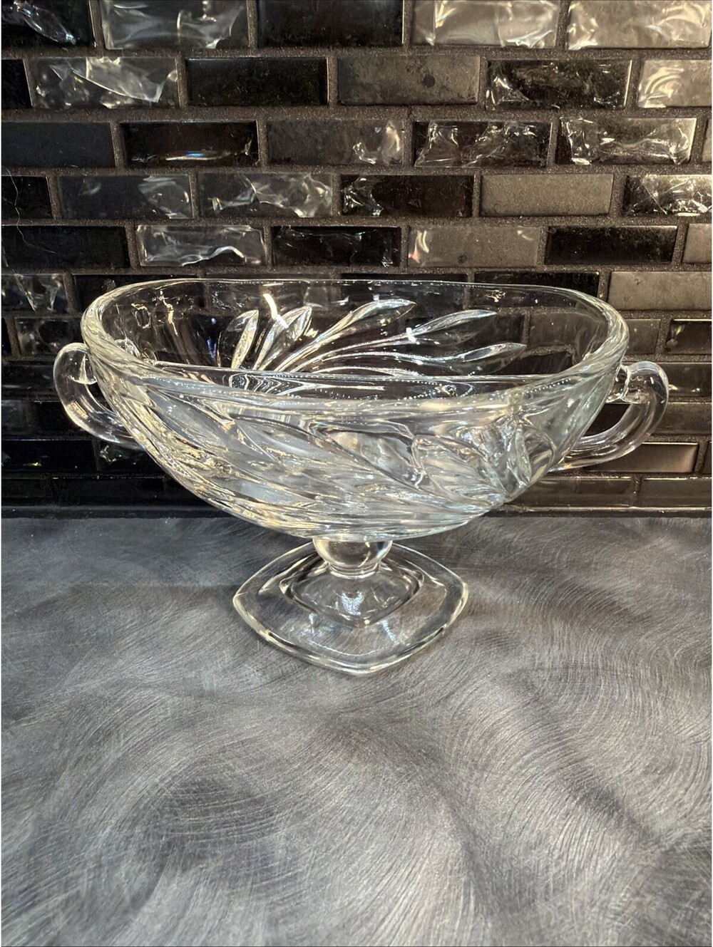 Vintage 2 Handled Pedestal Candy/Dish Fruit Bowl — Beautiful piece
